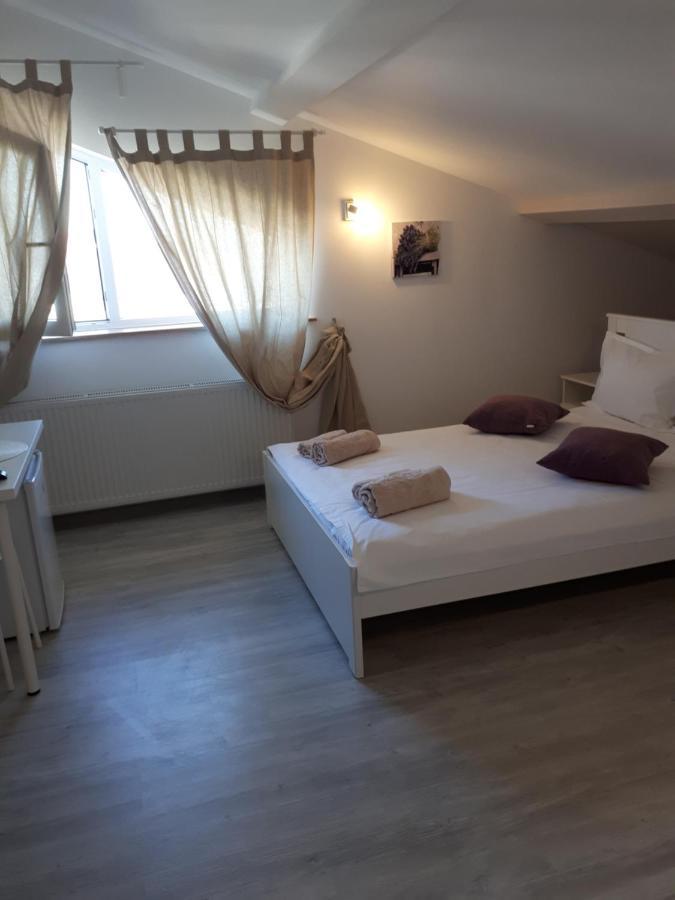 Top Style Villa Bragadiru Pokoj fotografie